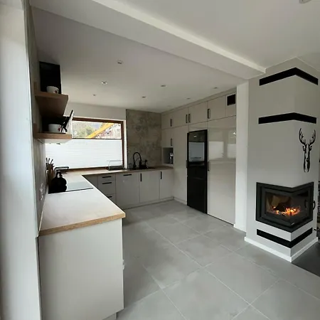 بيت للعطل Malowany