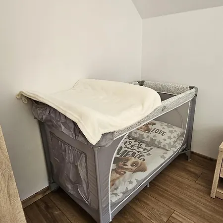 Nyaraló Malowany Międzybrodzie Bialskie